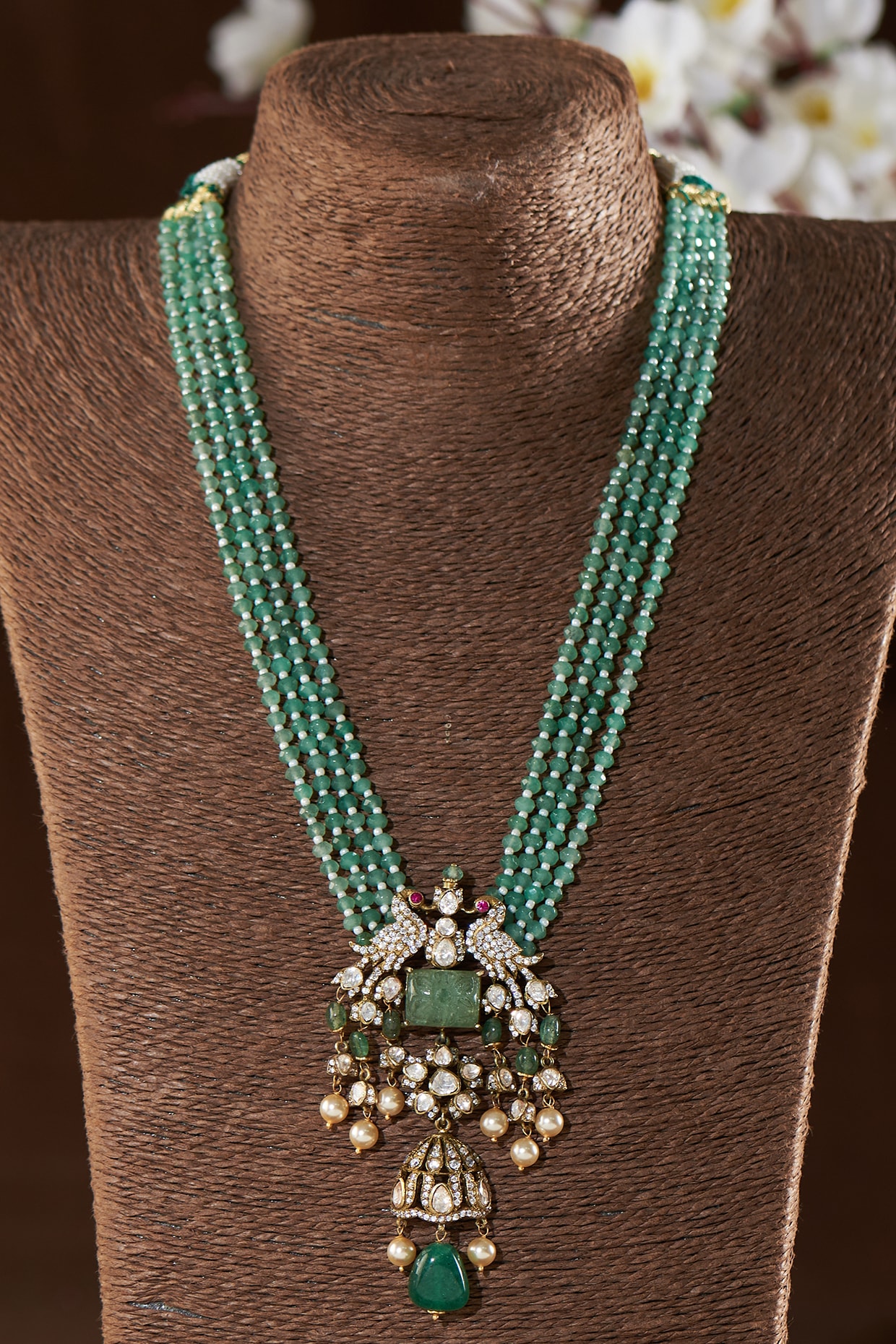 ZAVERI PEARLS Green Stone Contemporary 2 Layers Necklace & Chain For  Women-ZPFK15162 : Amazon.in: Jewellery