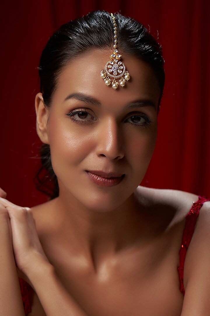 Gold Finish Moissanite Polki & Pearl Maangtikka In Sterling Silver by Hunar at Pernia's Pop Up Shop