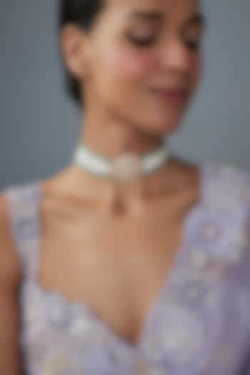 Gold Finish Moissanite Polki & Emerald Green Stone Choker Necklace In Sterling Silver by Hunar at Pernia's Pop Up Shop