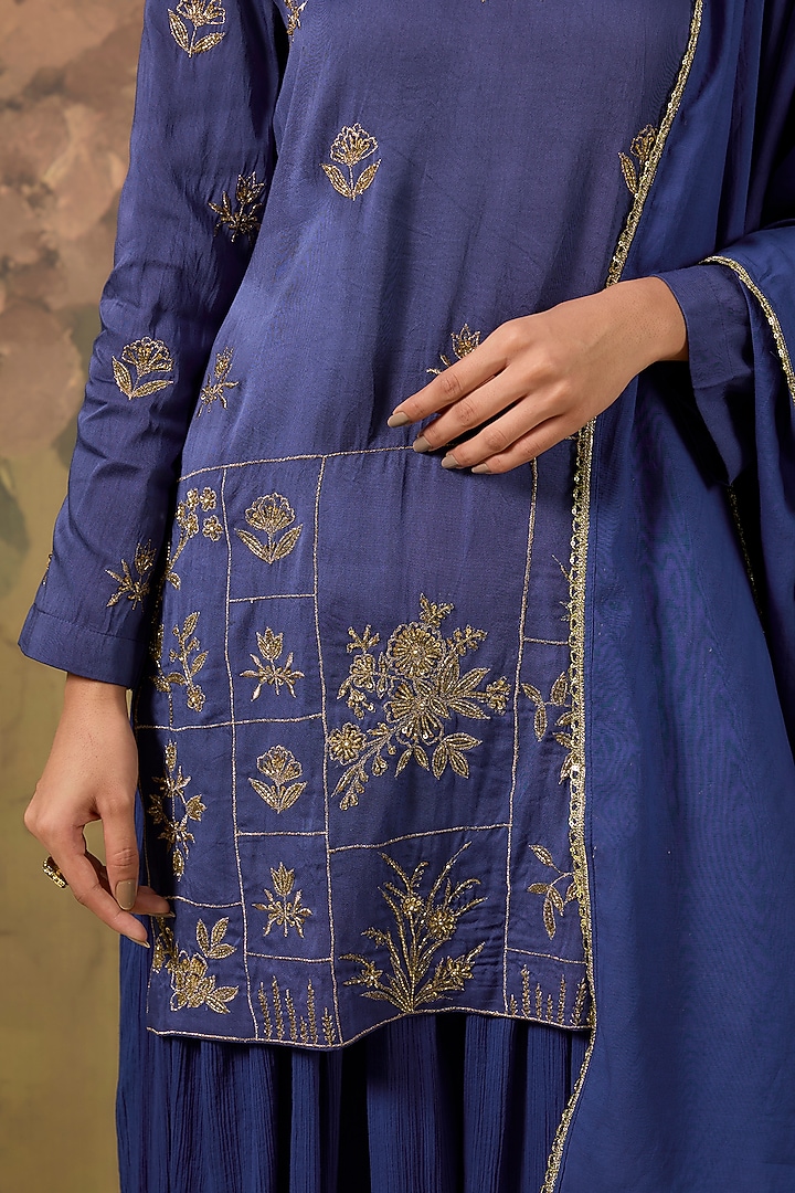 Royal Blue Modal Satin Zari Embroidered Kurta Set by The House of Ta-Ya at Pernia's Pop Up Shop
