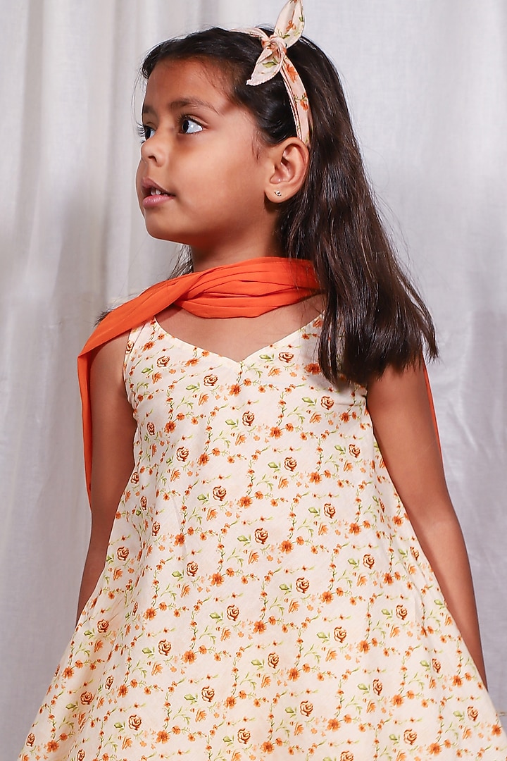 Peach Cambric Printed Kurta Set For Girls by House of Taya at Pernia's Pop Up Shop