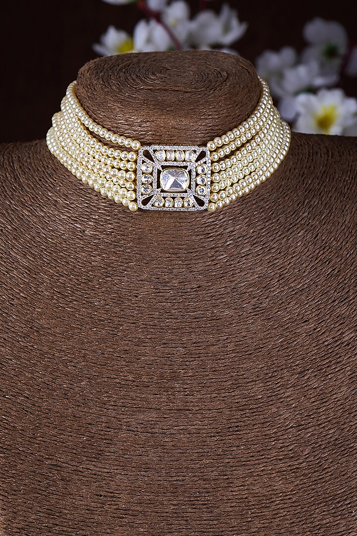 Gold Finish Moissanite Polki & Emerald Green Stone Choker Necklace In Sterling Silver by Hunar at Pernia's Pop Up Shop