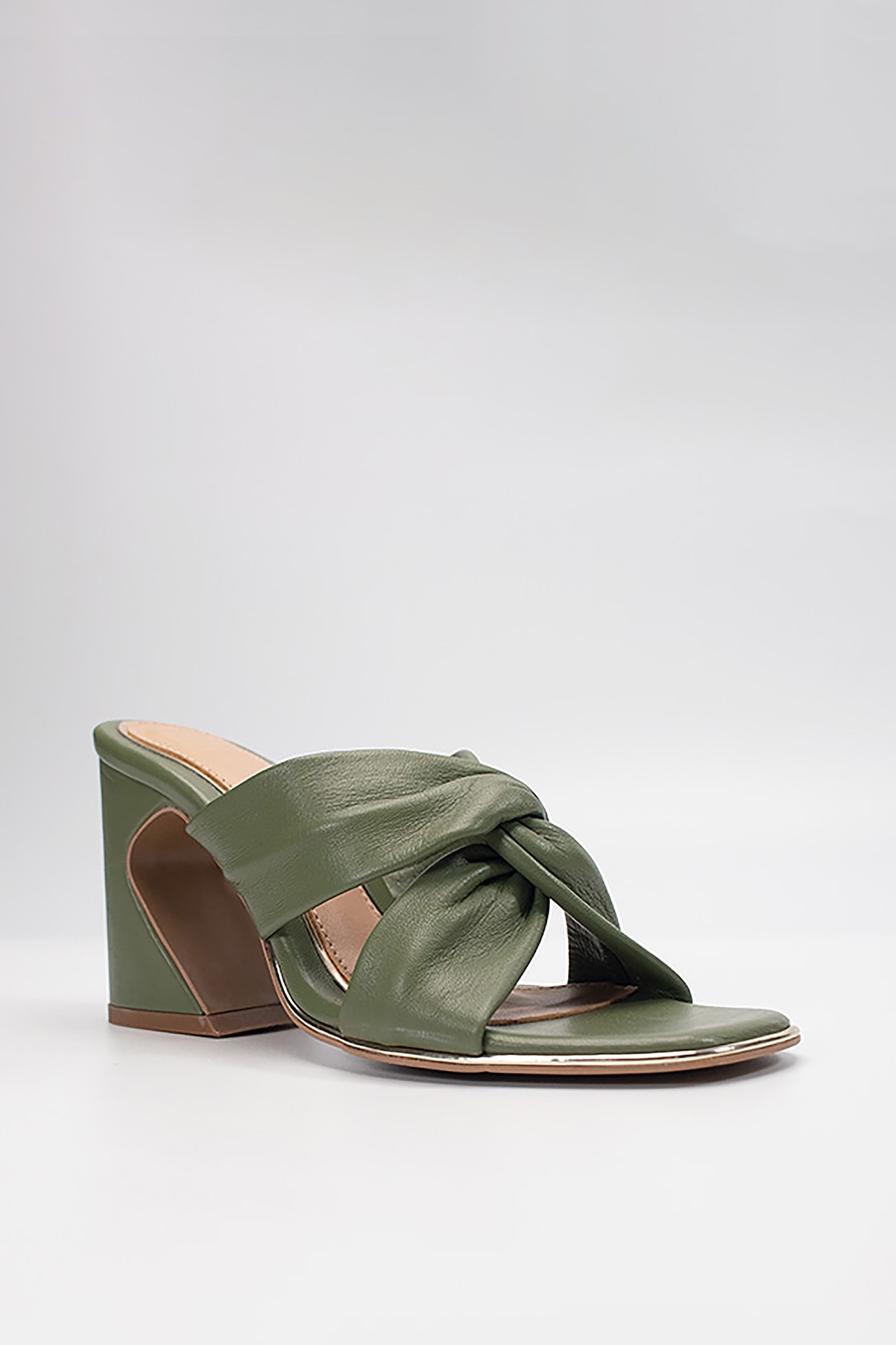 Knotted heel online sandals