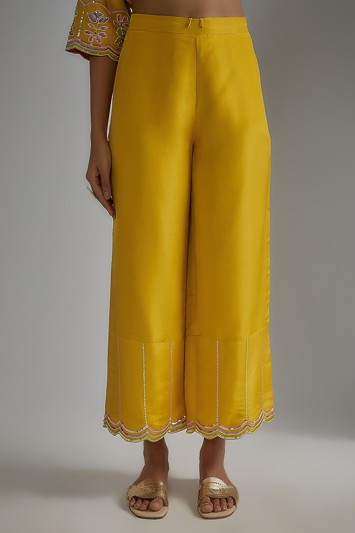 Mustard Silk Zari Hand Embroidered Kurta Set by I AM DESIGN at Pernia's Pop Up Shop
