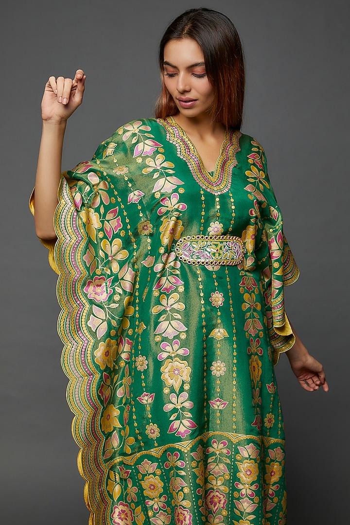 Green Silk Hand Printed & Embroidered Kaftan Set by I AM DESIGN at Pernia's Pop Up Shop
