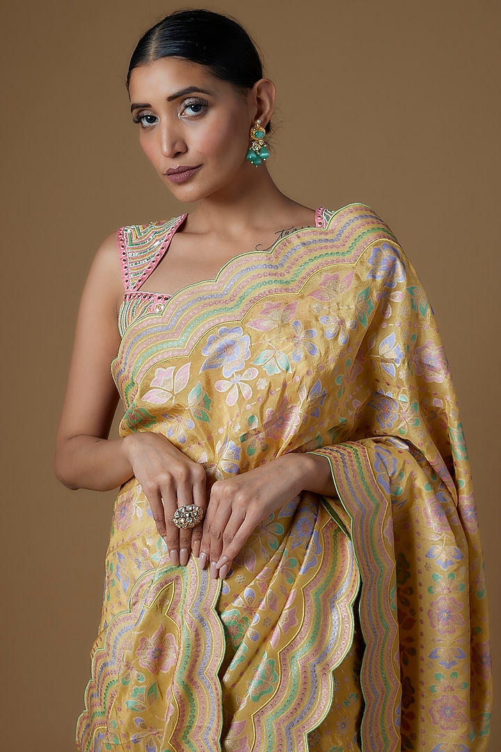 Yellow Silk Zari Floral Hand Printed Wedding Saree Set by I AM DESIGN at Pernia's Pop Up Shop