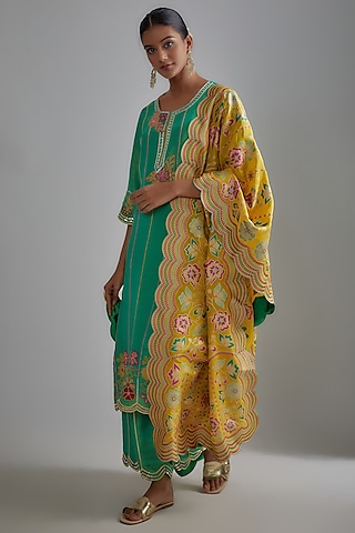 Green Silk Zari Hand Embroidered Kurta Set by I AM DESIGN