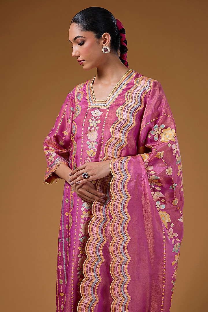 Hot Pink Silk Zari Blend Hand Printed Kurta Set by I AM DESIGN at Pernia's Pop Up Shop
