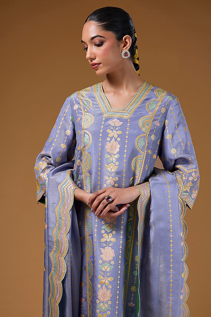 Mauve Silk Zari Blend Hand Printed Kurta Set by I AM DESIGN at Pernia's Pop Up Shop