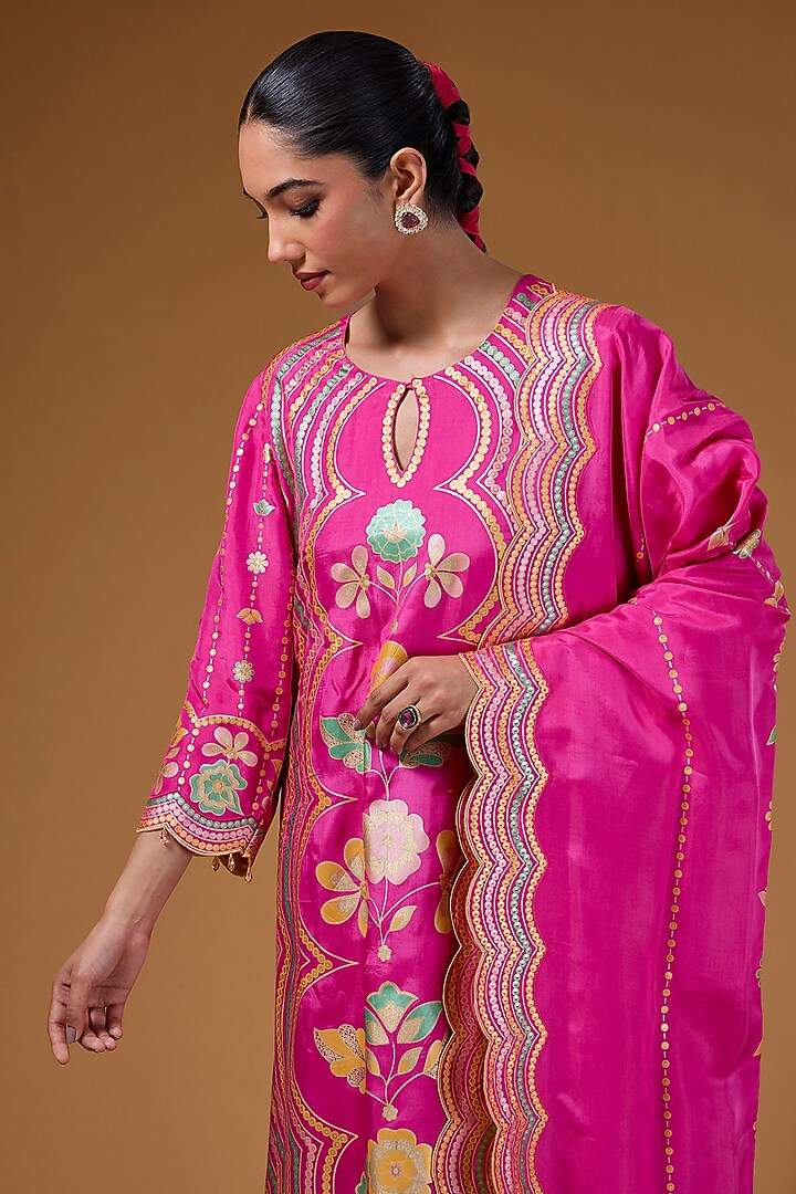 Hot Pink Silk Zari Blend Hand Printed Kurta Set by I AM DESIGN at Pernia's Pop Up Shop