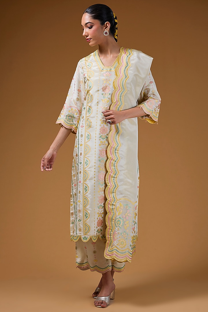 Ivory Silk Zari Blend Hand Printed Kurta Set by I AM DESIGN at Pernia's Pop Up Shop