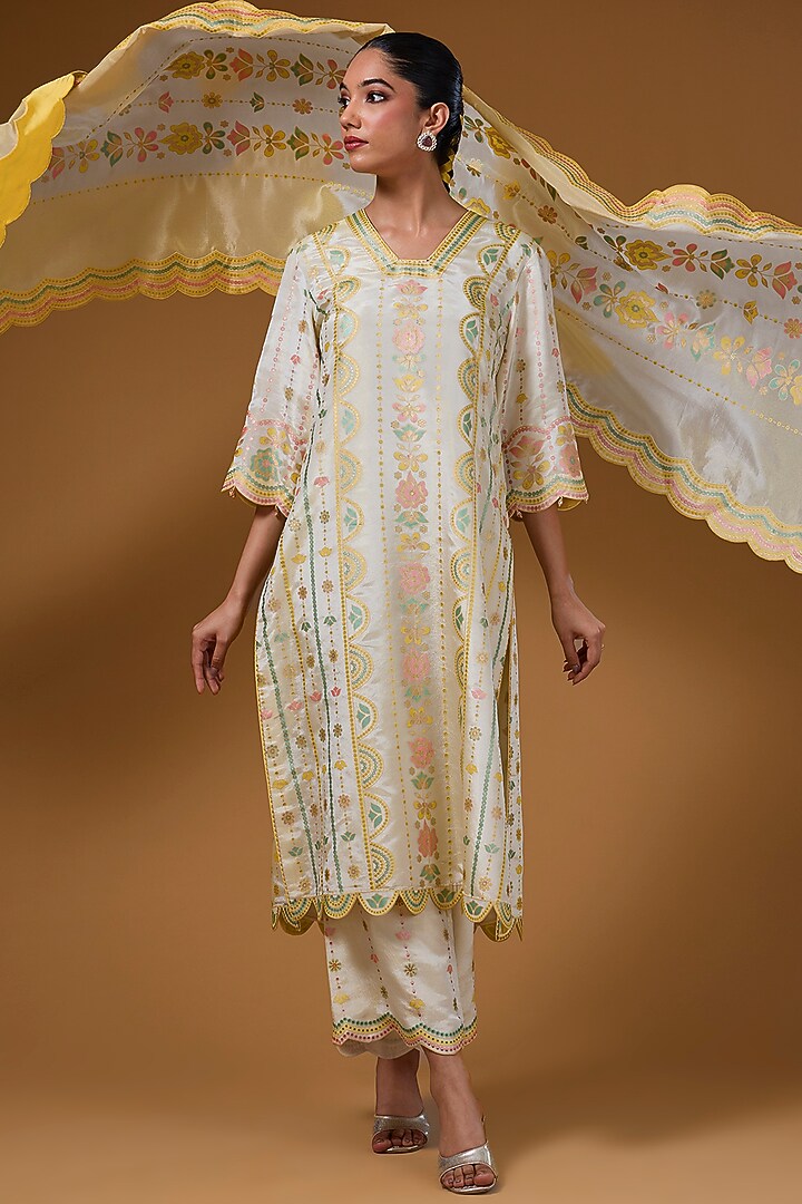 Ivory Silk Zari Blend Hand Printed Kurta Set by I AM DESIGN at Pernia's Pop Up Shop