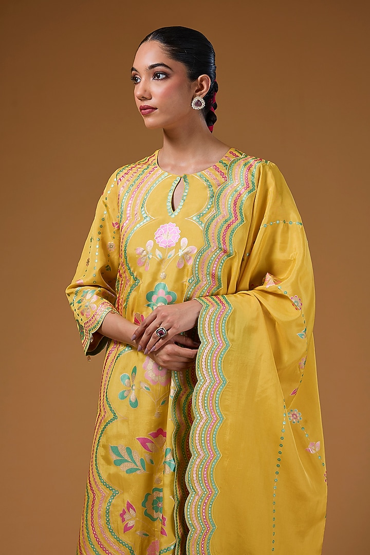Mustard Silk Zari Blend Hand Printed Kurta Set by I AM DESIGN at Pernia's Pop Up Shop