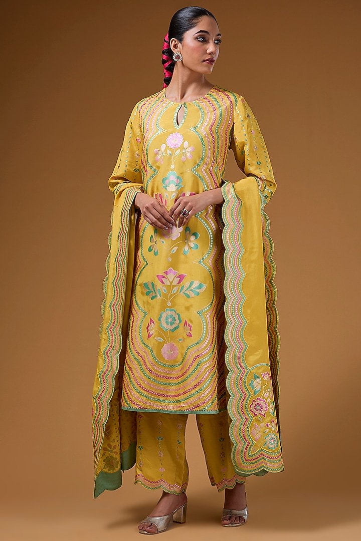 Mustard Silk Zari Blend Hand Printed Kurta Set by I AM DESIGN at Pernia's Pop Up Shop