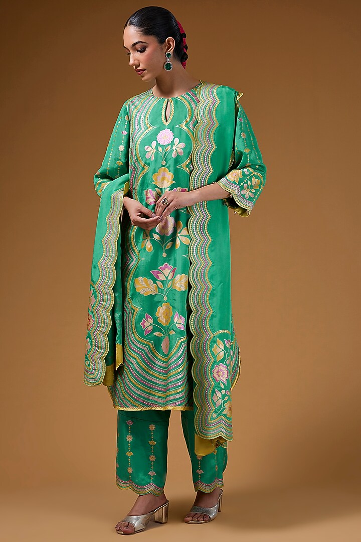 Green Silk Zari Blend Hand Printed Kurta Set by I AM DESIGN at Pernia's Pop Up Shop