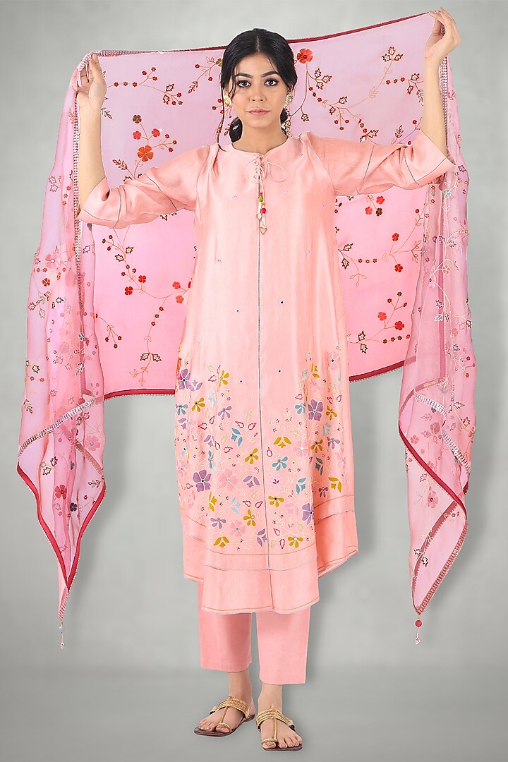 Blush Pink Embroidered Kurta Set by I Am Design at Pernia's Pop Up Shop