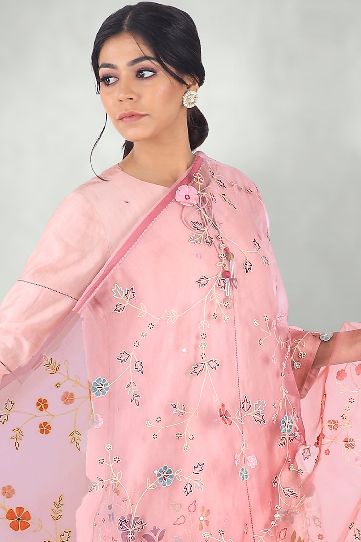 Blush Pink Embroidered Kurta Set by I Am Design at Pernia's Pop Up Shop