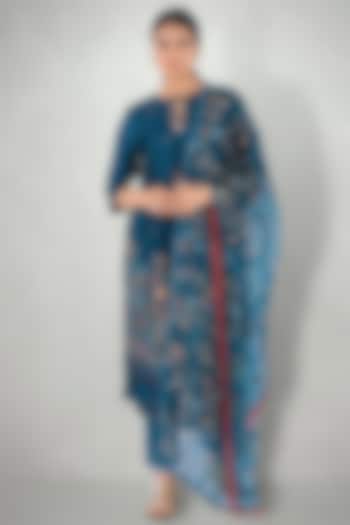 Teal Blue Embroidered Kurta Set by I Am Design at Pernia's Pop Up Shop