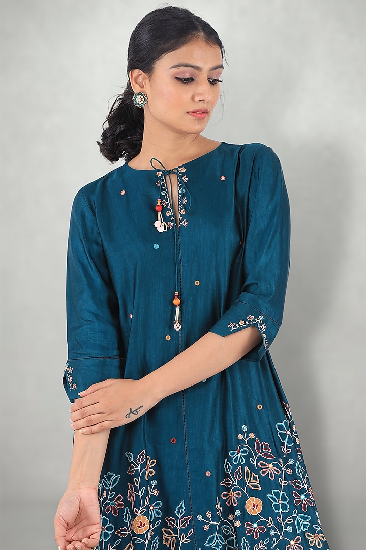 Teal Blue Embroidered Kurta Set by I Am Design at Pernia's Pop Up Shop