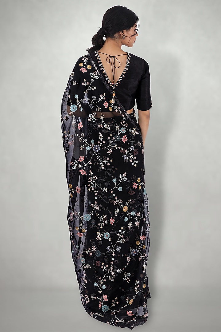 Black Embroidered Wedding Saree With Petticoat by I Am Design at Pernia's Pop Up Shop