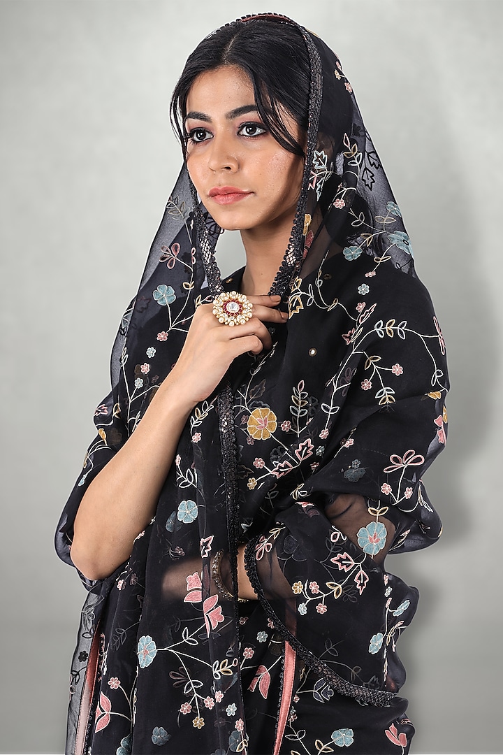 Black Embroidered Wedding Saree With Petticoat by I Am Design at Pernia's Pop Up Shop