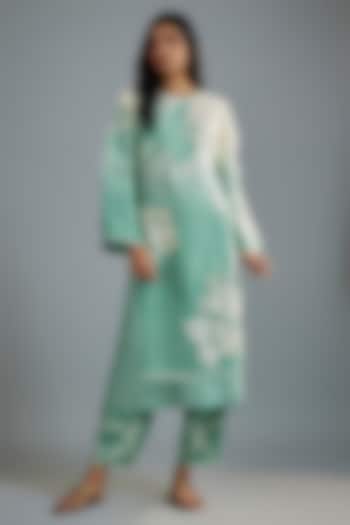 Mint Ombre Silk Organza Floral Applique Layered Kurta Set by I AM DESIGN at Pernia's Pop Up Shop