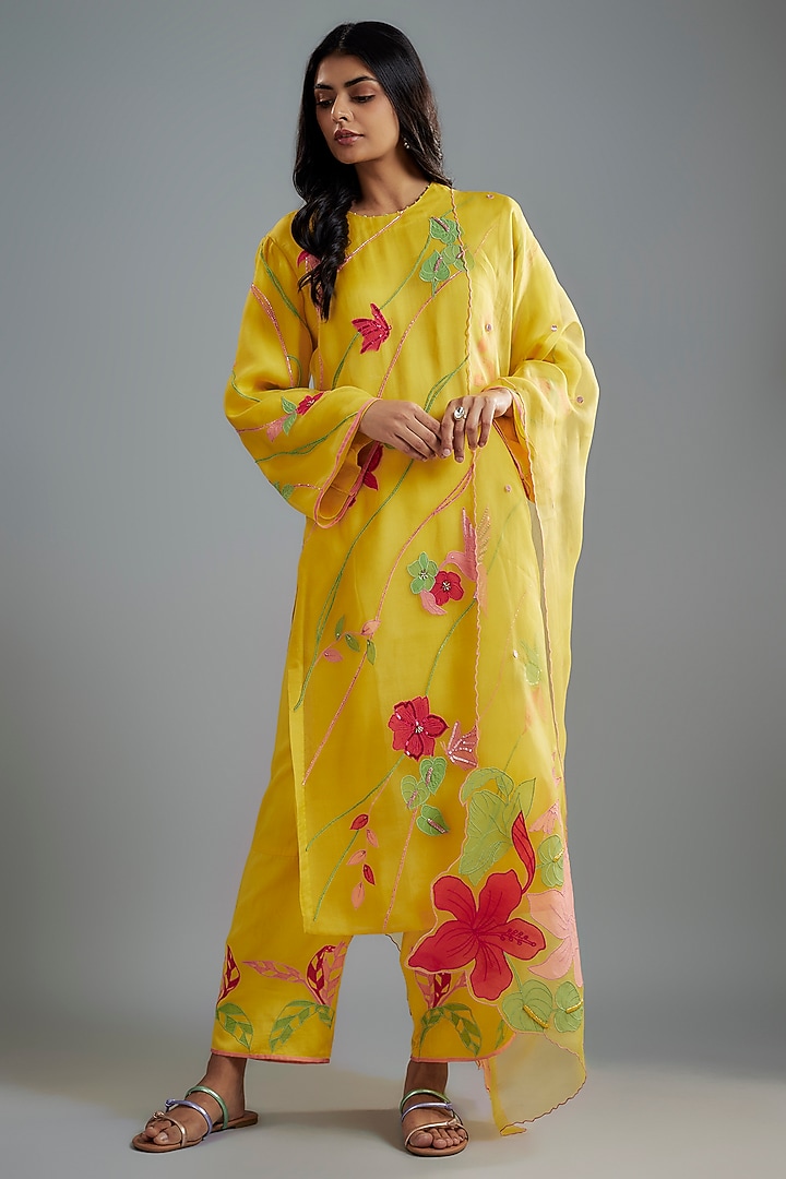 Mustard Silk Organza Floral Applique Layered Kurta Set by I AM DESIGN at Pernia's Pop Up Shop