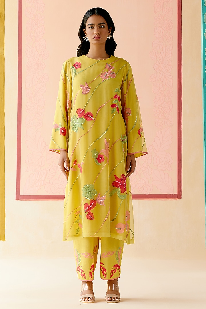 Mustard Silk Organza Floral Applique Work Kurta Set by I AM DESIGN at Pernia's Pop Up Shop