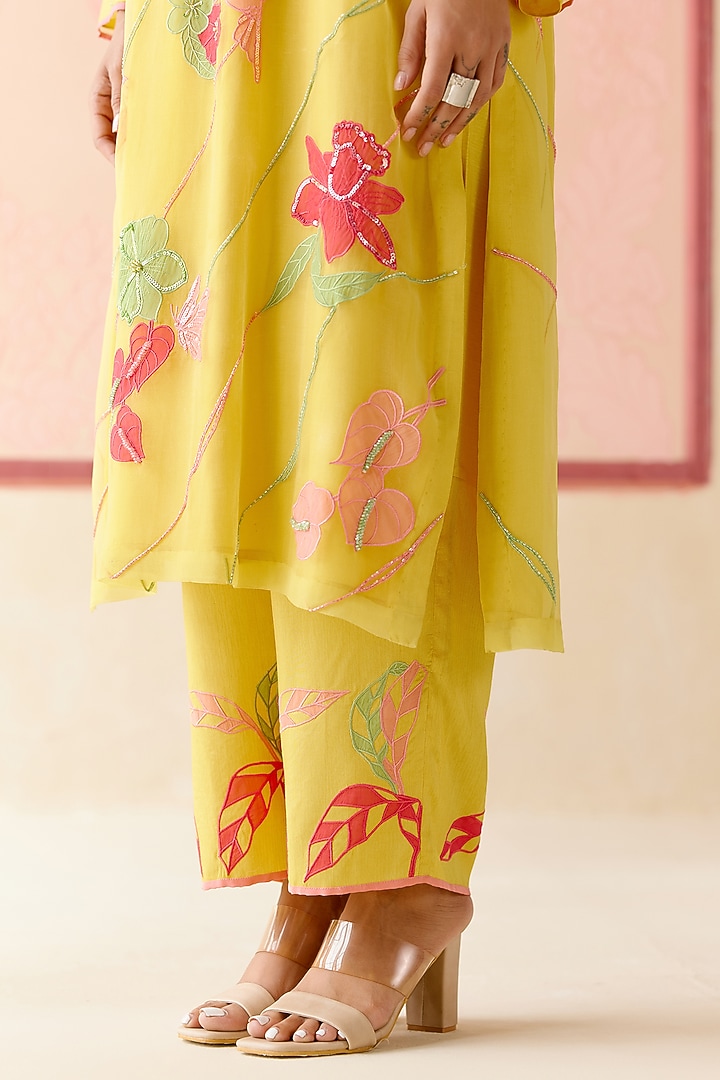 Mustard Silk Organza Floral Applique Work Kurta Set by I AM DESIGN at Pernia's Pop Up Shop