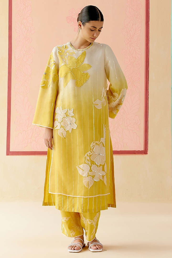 Mustard Silk Organza Floral Applique Work Kurta Set by I AM DESIGN at Pernia's Pop Up Shop