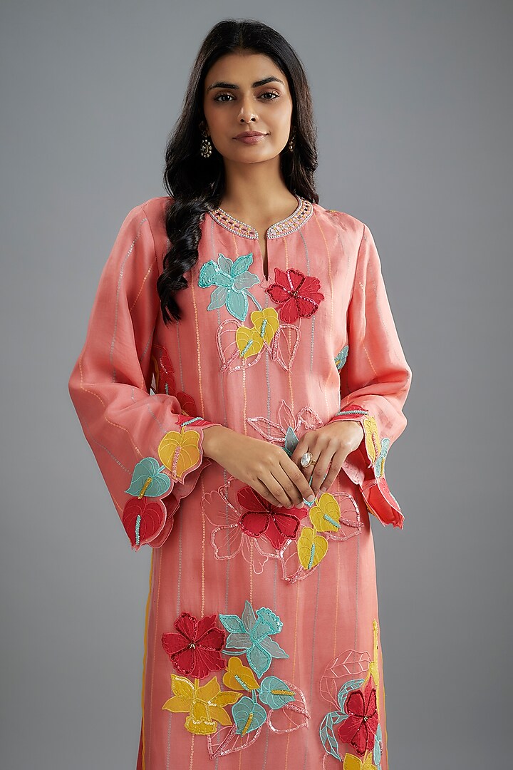 Pink Silk Organza Floral Applique Work Layered Kurta Set by I AM DESIGN at Pernia's Pop Up Shop