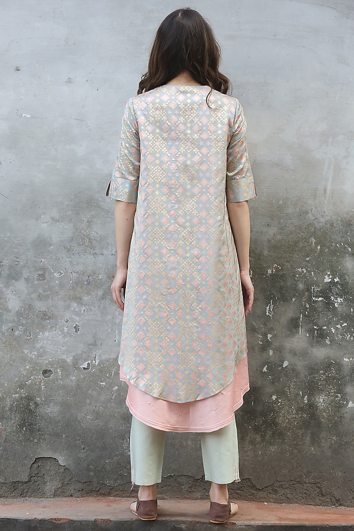 Mint Blue & Peach Printed Kurta With Pants by I AM DESIGN at Pernia's Pop Up Shop