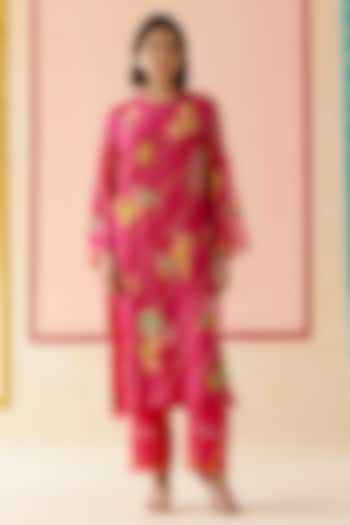 Hot Pink Silk Organza Floral Applique Work Kurta Set by I AM DESIGN at Pernia's Pop Up Shop