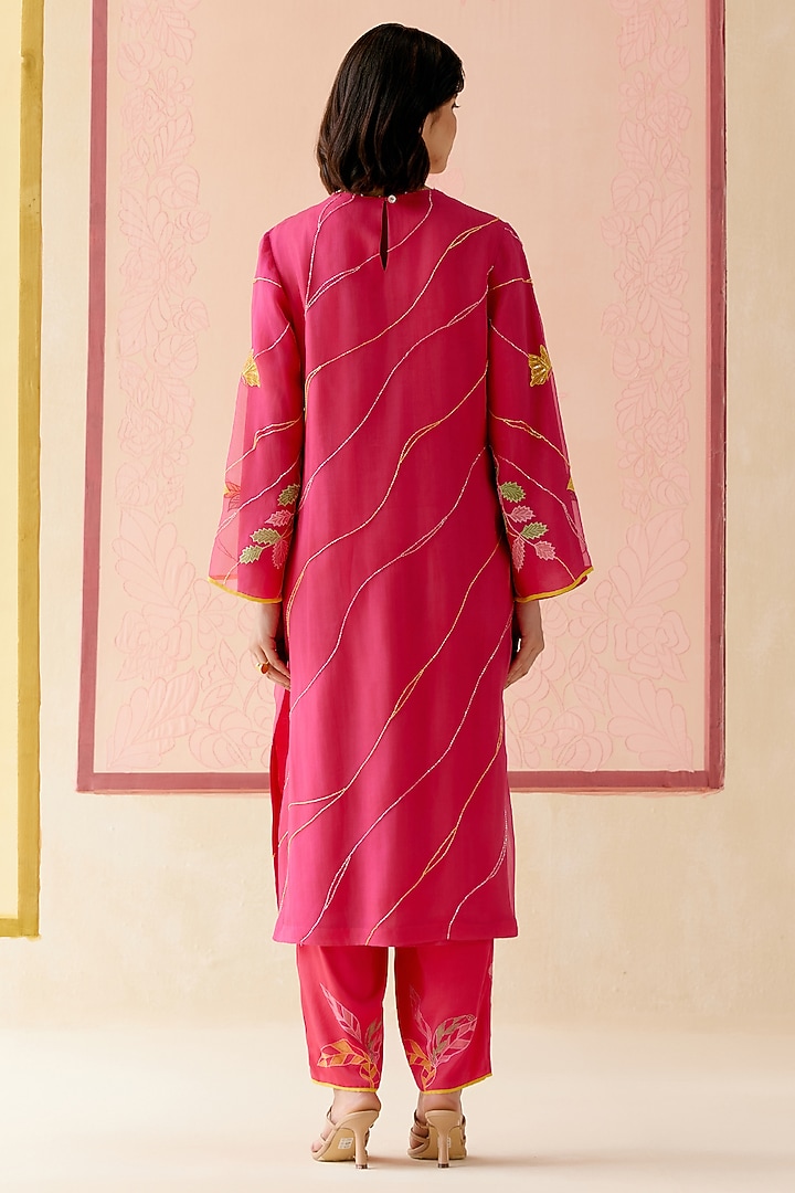 Hot Pink Silk Organza Floral Applique Work Kurta Set by I AM DESIGN at Pernia's Pop Up Shop