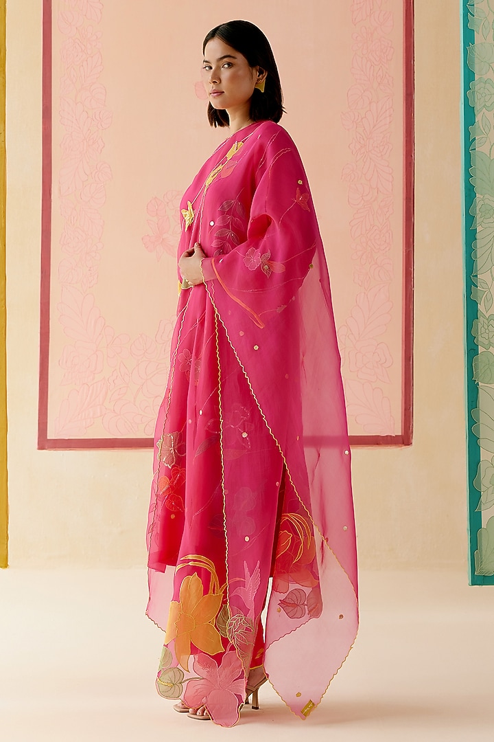 Hot Pink Silk Organza Floral Applique Work Kurta Set by I AM DESIGN at Pernia's Pop Up Shop