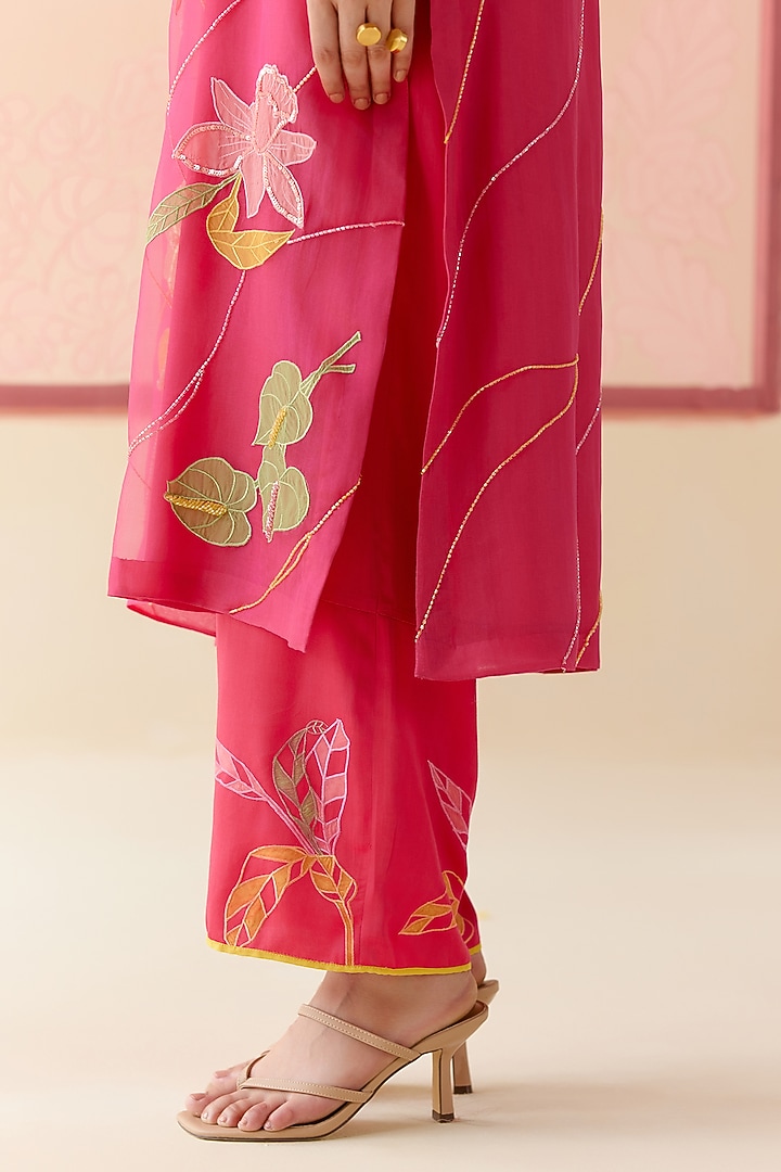 Hot Pink Silk Organza Floral Applique Work Kurta Set by I AM DESIGN at Pernia's Pop Up Shop