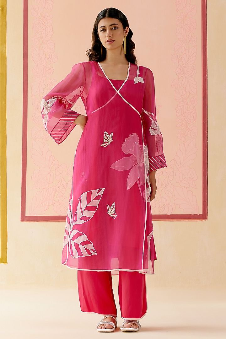 Hot Pink Silk Organza Floral Applique Work Kurta Set by I AM DESIGN at Pernia's Pop Up Shop