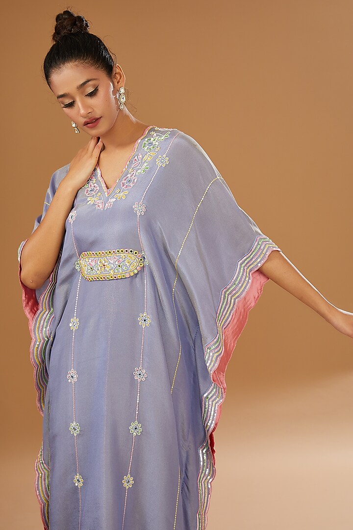 Mauve Silk Zari Hand Embroidered Kaftan Set by I AM DESIGN at Pernia's Pop Up Shop