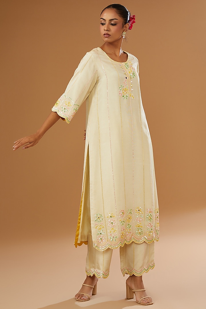Ivory Silk Zari Blend Hand Embroidered Kurta Set by I AM DESIGN at Pernia's Pop Up Shop