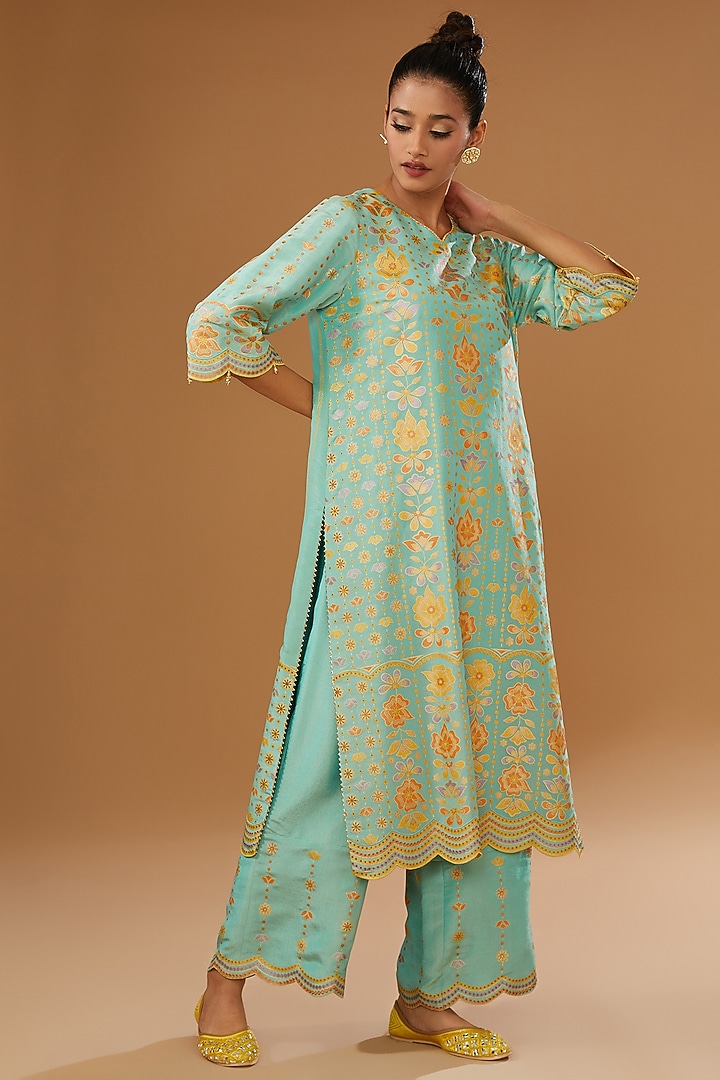Blue Silk Floral Hand Printed Kurta Set by I AM DESIGN at Pernia's Pop Up Shop