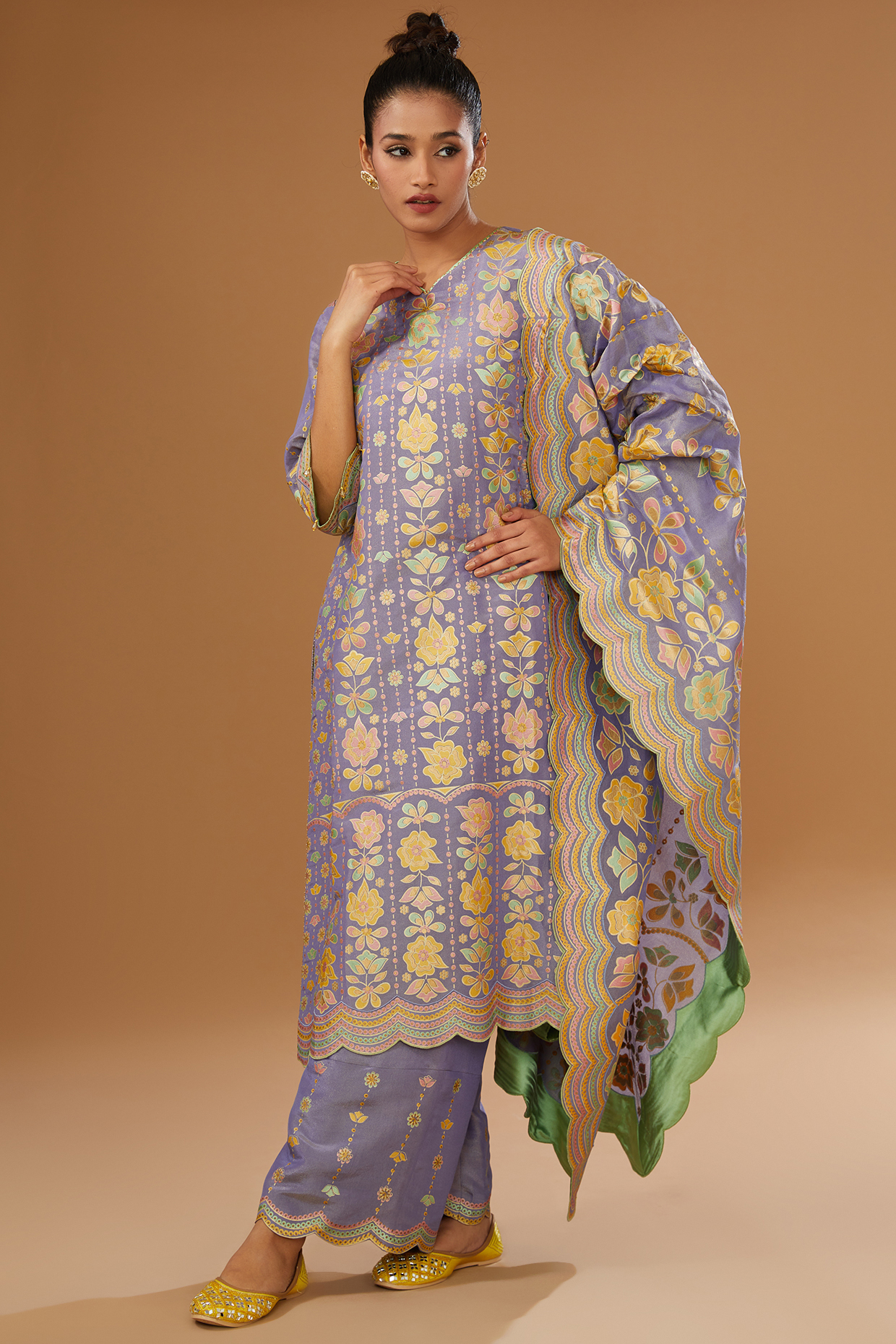 Mauve Silk Floral Hand Printed Kurta Set by I AM DESIGN at Pernia's Pop Up Shop