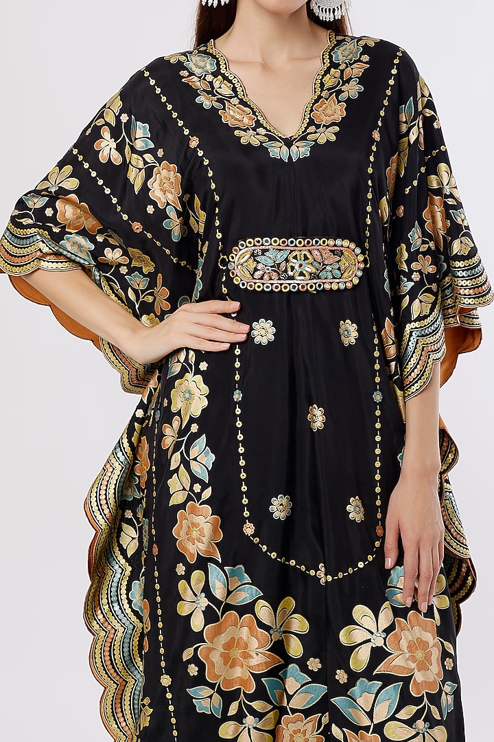Black Hand Embroidered & Printed Kaftan Set by I AM DESIGN at Pernia's Pop Up Shop