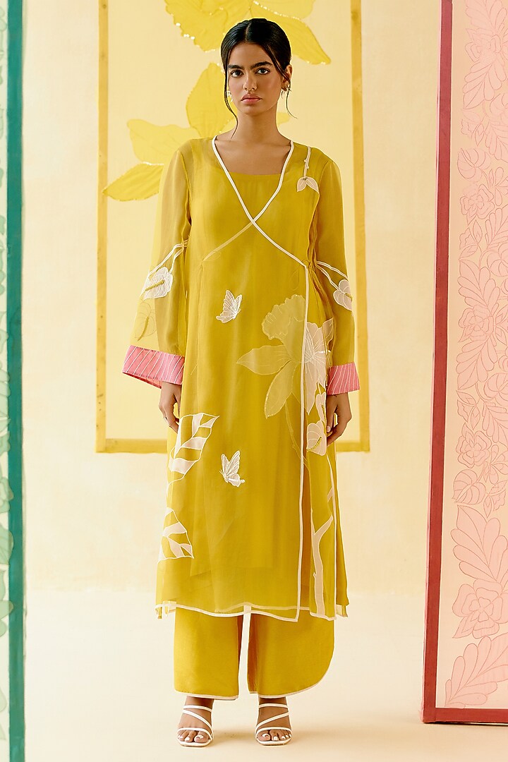 Mustard Silk Organza Floral Applique Work Kurta Set by I AM DESIGN at Pernia's Pop Up Shop