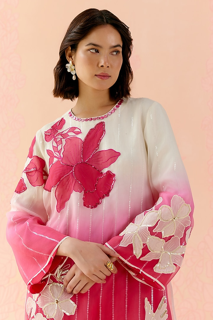 Hot Pink Silk Organza Floral Applique Work Kurta Set by I AM DESIGN at Pernia's Pop Up Shop