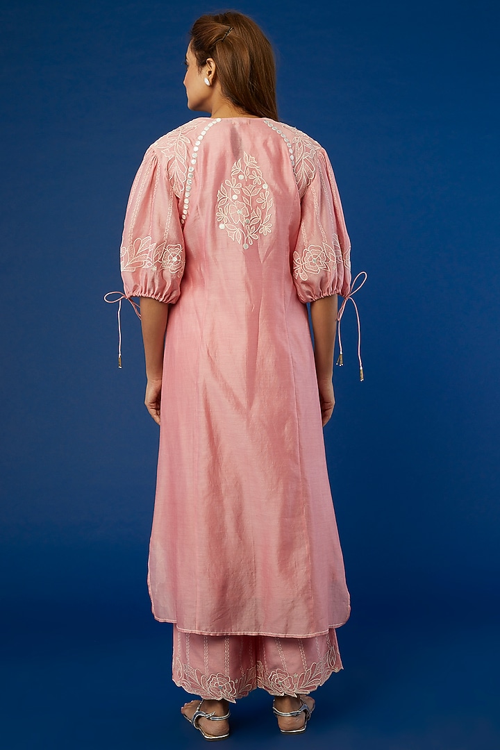Pink Embroidered Kurta Set by I Am Design at Pernia's Pop Up Shop