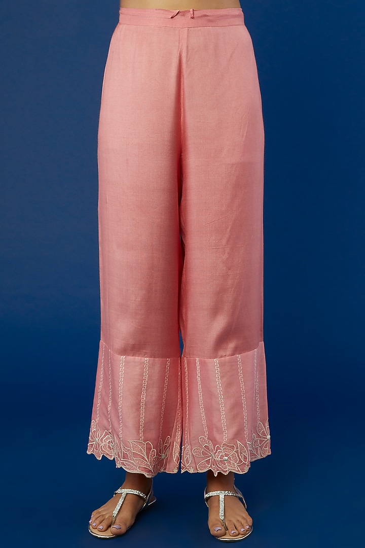 Pink Embroidered Kurta Set by I Am Design at Pernia's Pop Up Shop