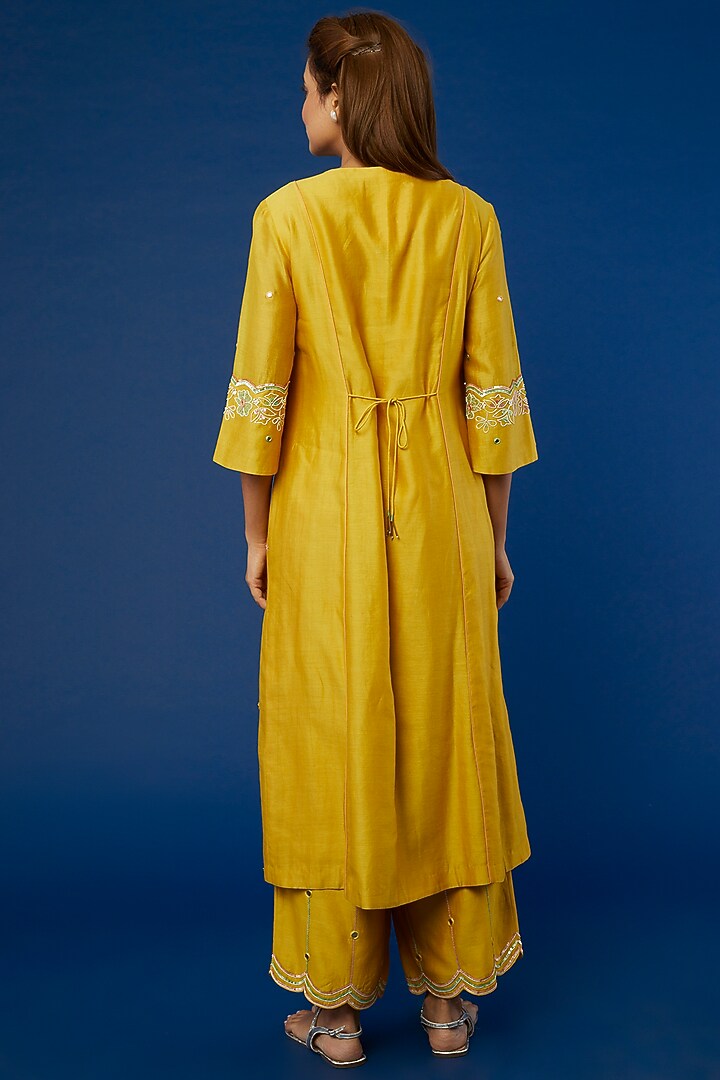 Mustard Embroidered Kurta Set by I Am Design at Pernia's Pop Up Shop