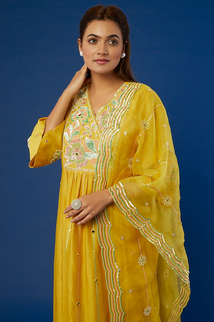 Mustard Embroidered Kurta Set by I Am Design at Pernia's Pop Up Shop