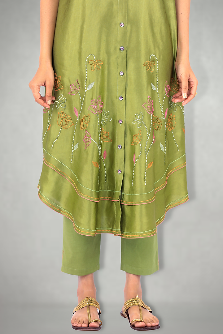 Green Embroidered Kurta Set by I Am Design at Pernia's Pop Up Shop