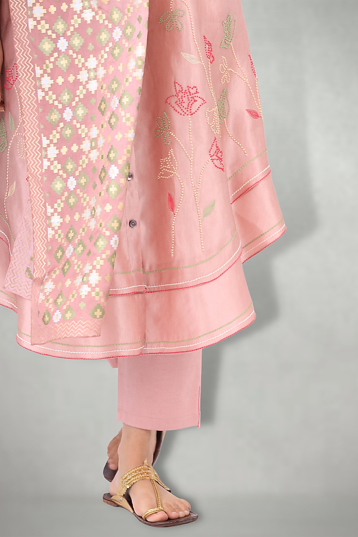 Lilac Embroidered Kurta Set by I Am Design at Pernia's Pop Up Shop